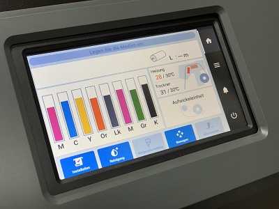 Optimierung der Druckeinstellungen für verschiedene Medien an einer Digitaldruckmaschine von Rodath Werbetechnik